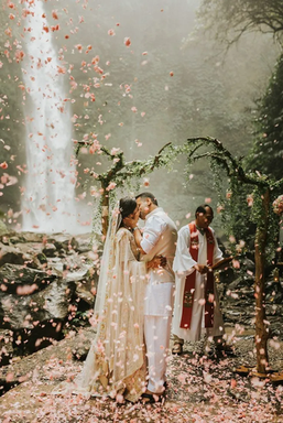 luxury-destination-wedding-in-bali.png